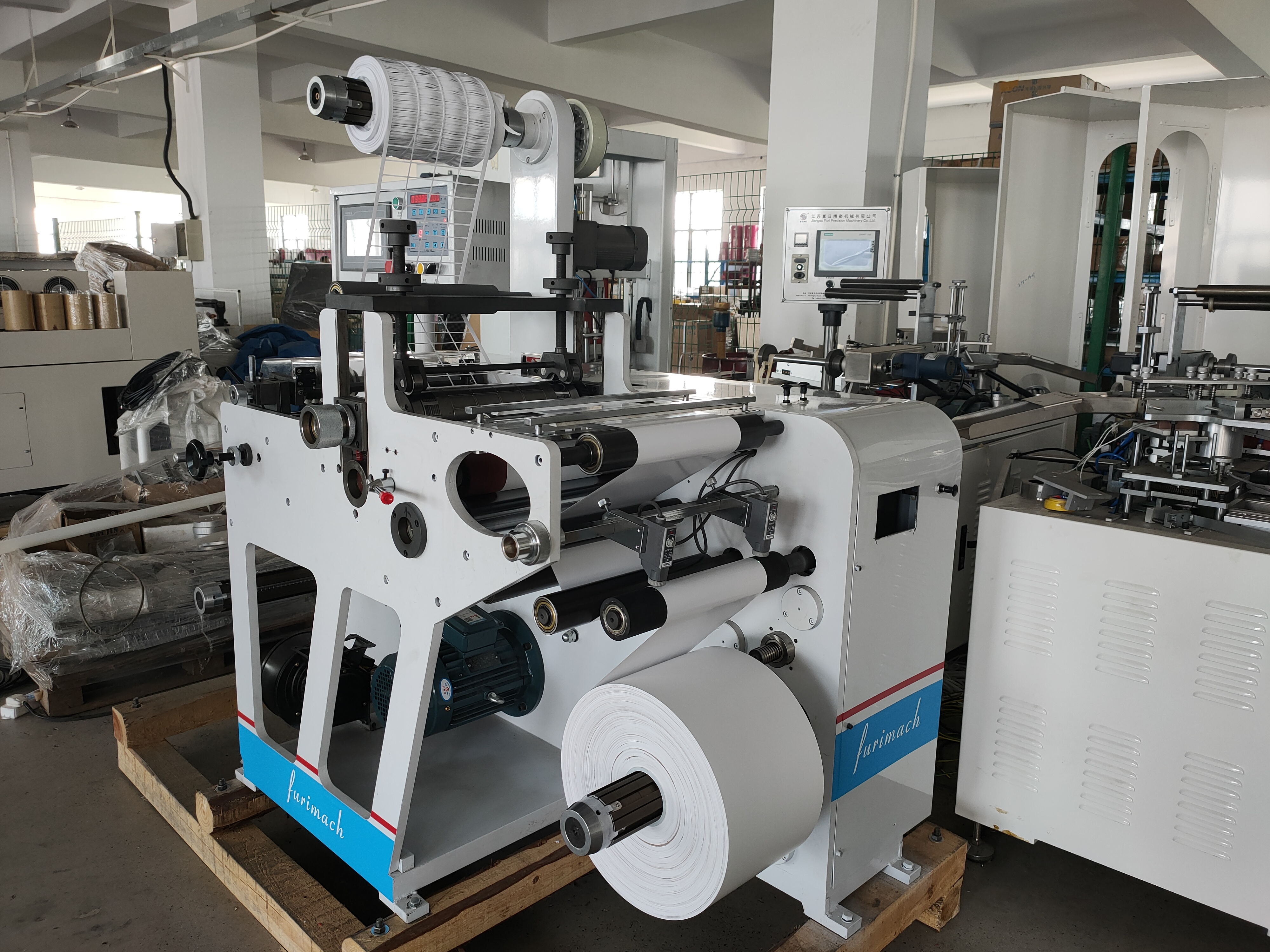 不干胶标签模切机的保养与维护