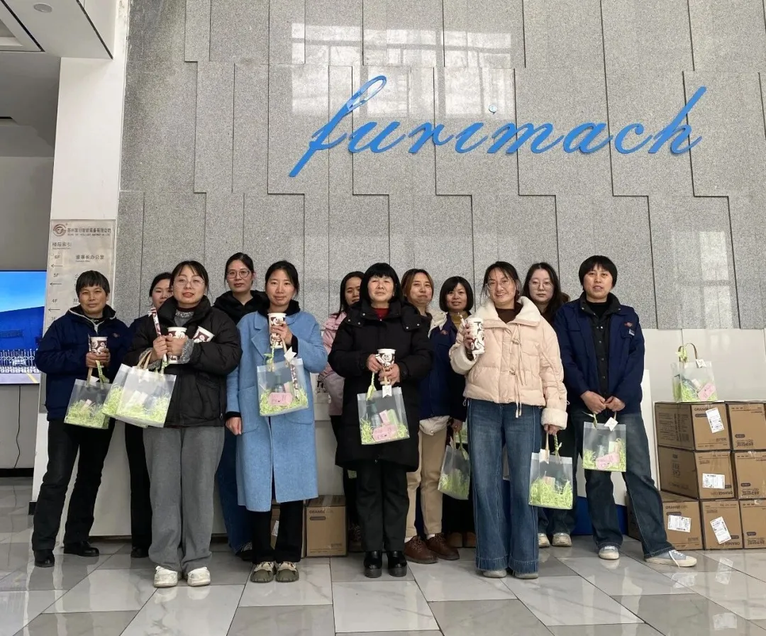 国际劳动妇女节 | 致敬每一位闪闪发光的她